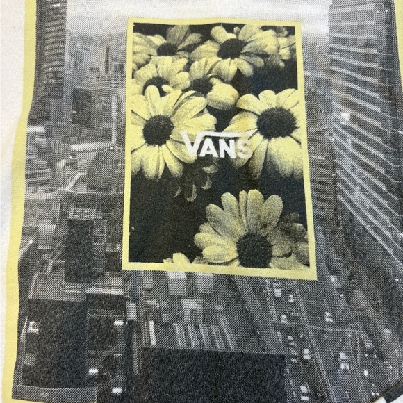 Vans cropped skater graphic daisy logo long sleeve white top women's size XS - Picture 3 of 8